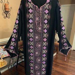Embroidered abaya